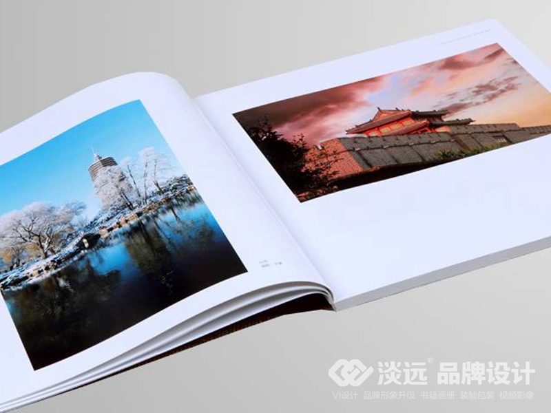 <b>企业宣传册设计：辽阳市旅游局宣传画册</b>